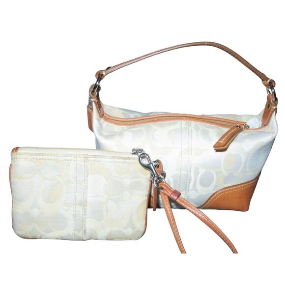 Coach Limited Edition Dragonfly & Lexi Bag with matching Baguette Wristlet Sets - Picture 4 of 12